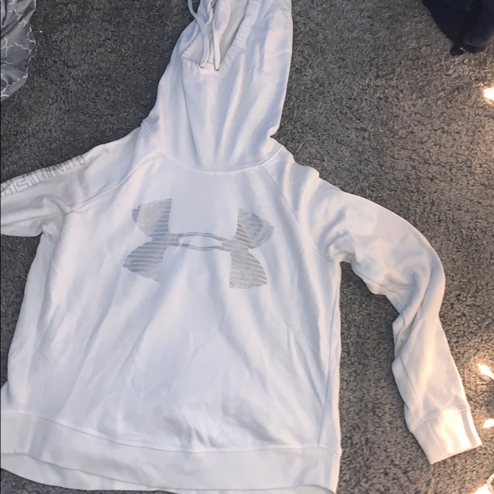 white under atom or sweatshirt
